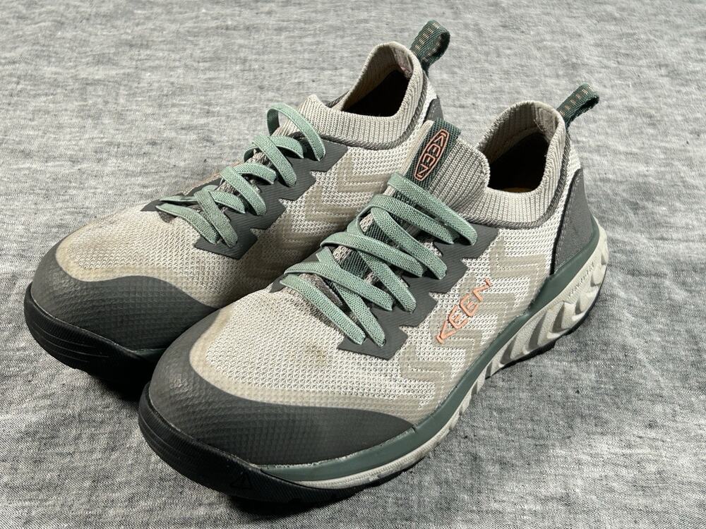 KEEN Utility Arvada Shift Work Shoes Womens 6.5W Grey Granite Green Carbon Toe